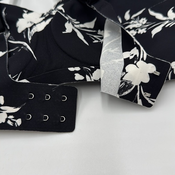 NWT Ambrielle Priya Floral V-Neck Lounge Bra – Black, Size S - Picture 7 of 10
